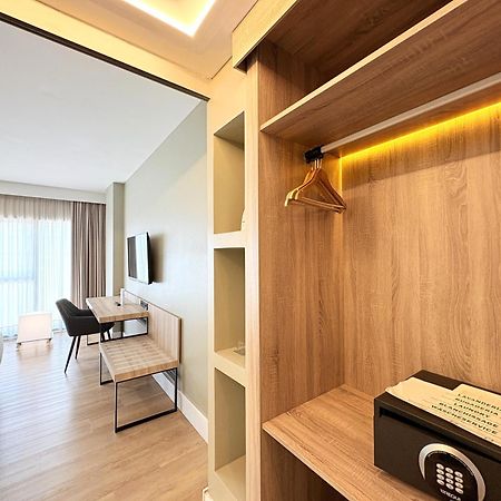 Eurohotel Barcelona Granvia Fira L'Hospitalet de Llobregat Kültér fotó