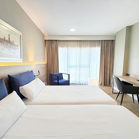 Eurohotel Barcelona Granvia Fira L'Hospitalet de Llobregat Kültér fotó