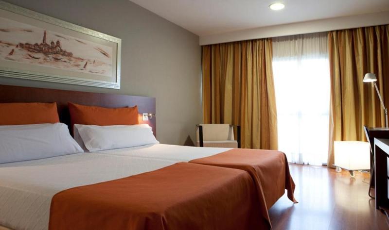 Eurohotel Barcelona Granvia Fira L'Hospitalet de Llobregat Kültér fotó